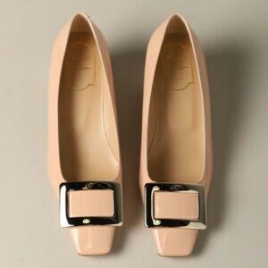 Roger Vivier Patent Leather Pump EU36/US6 Nude